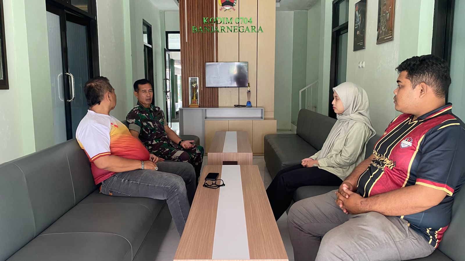 koordinasi dengan TNI 