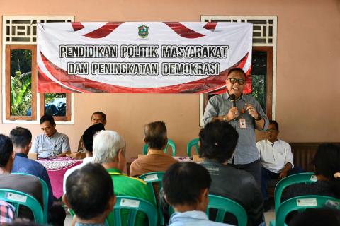 Sosialisasi Pendidikan Politik Kecamatan Banjarnegara 
