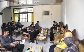 Konsolidasi Demokrasi Golkar