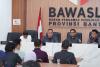 Anggota Bawaslu Herwyn J.H Malonda dalam kegiatan Sosialisasi Petunjuk Teknis Indikator Kinerja Utama Pengawas Pemilu Tahun 2026 di Kota Serang, Senin (25/5/2026).
